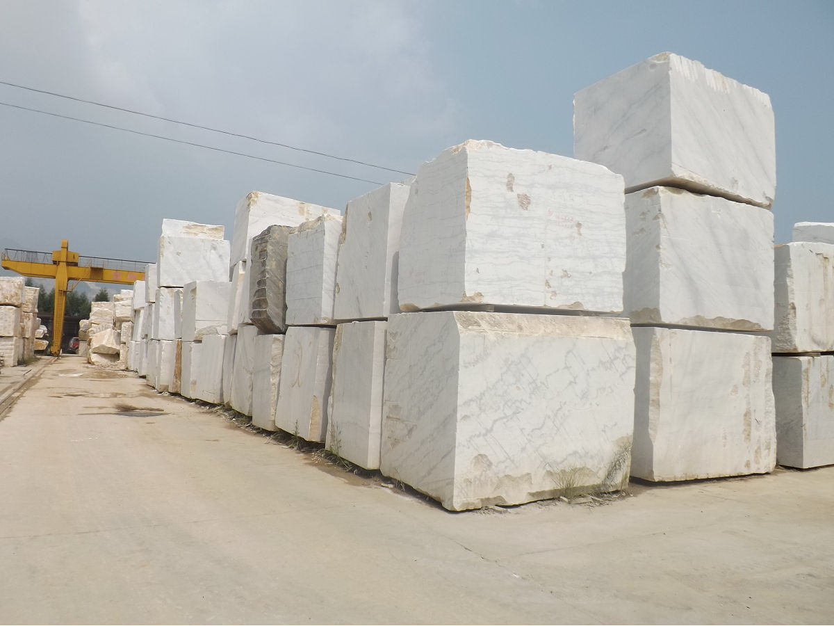 Guangxi White Chinese Marble Quarry (1)