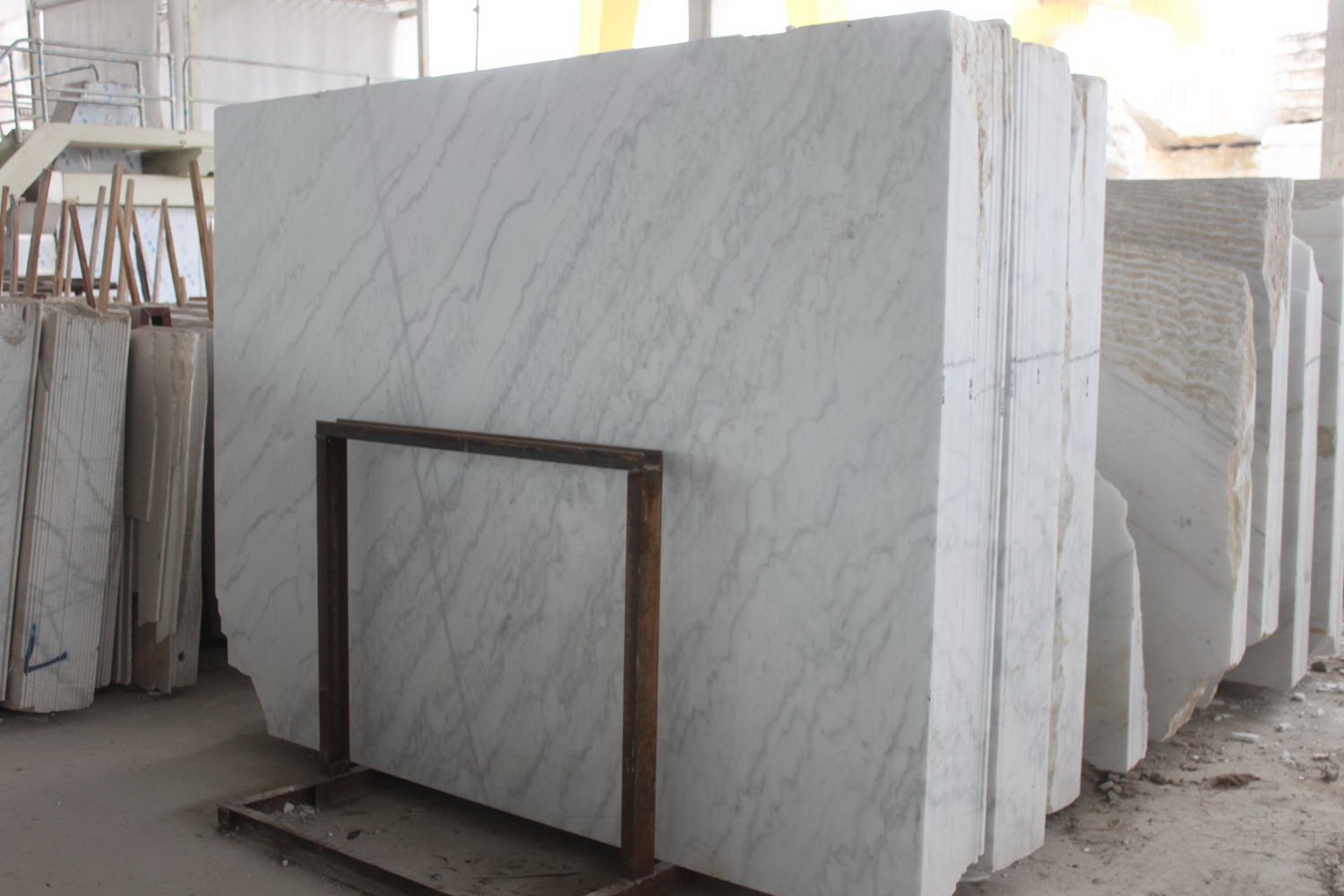 Guangxi White Marble-Arabescato  (11)