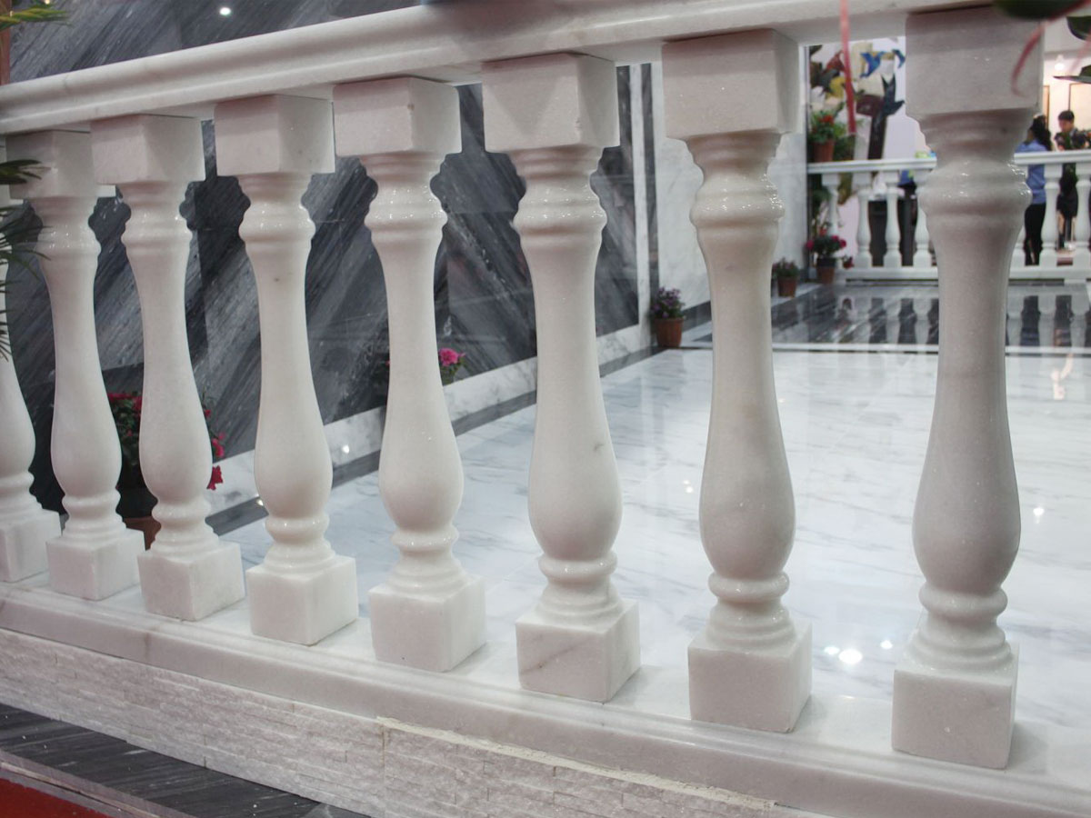 Guangxi White Floor & Balustrade (Stone Covering)